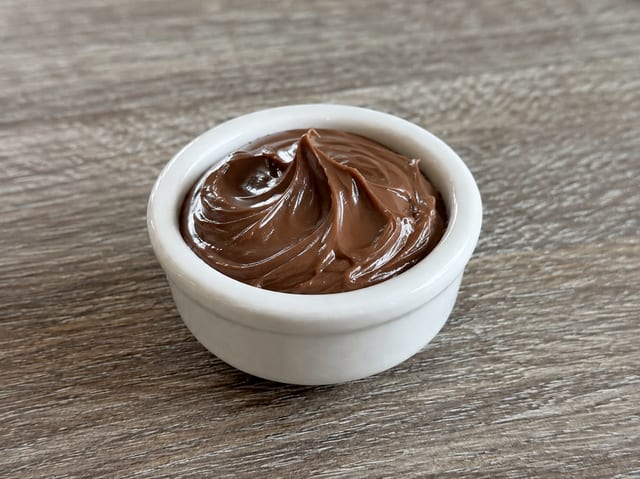 2oz Nutella.